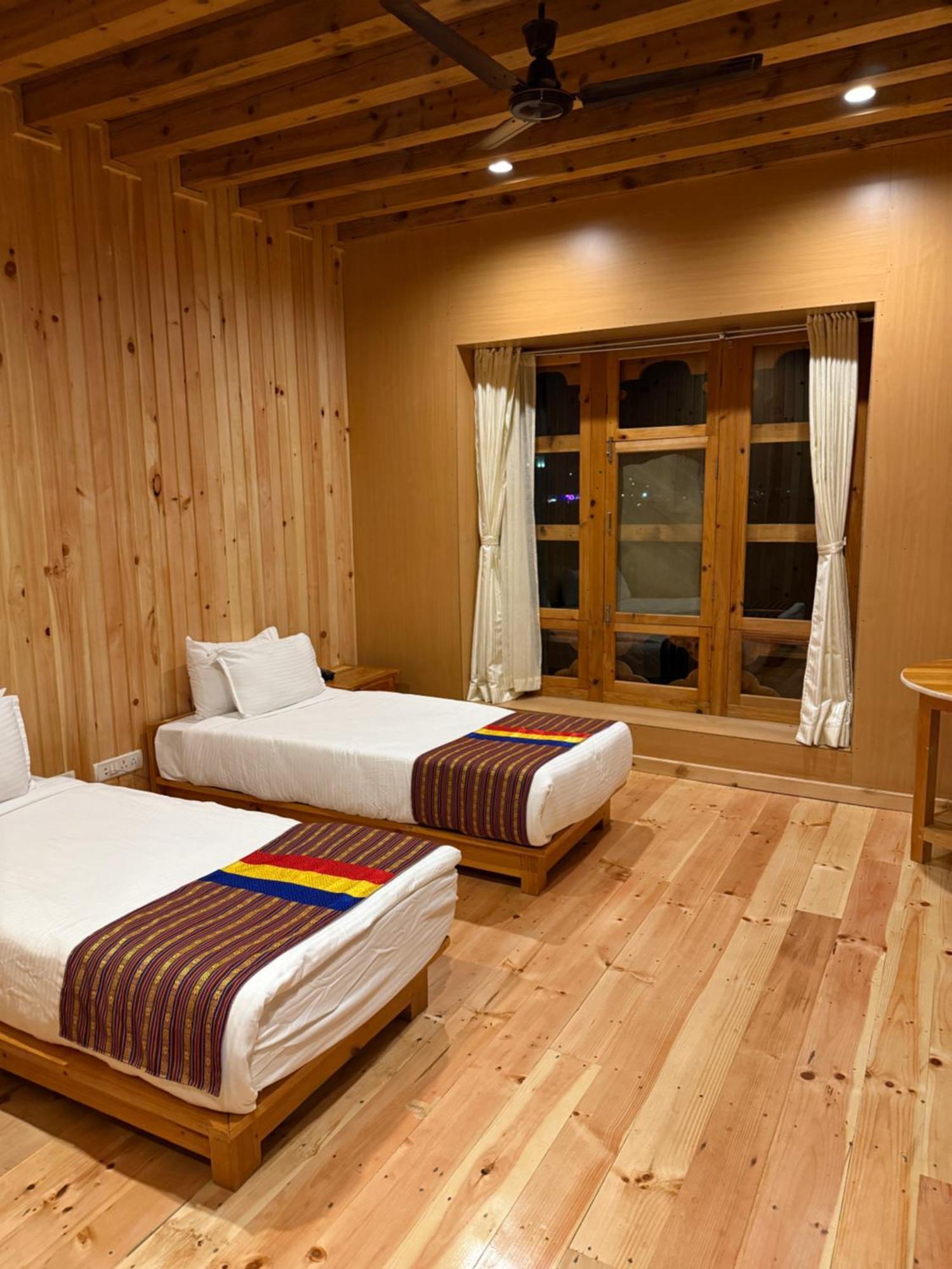 Spirit Of Bhutan Resort Paro Exteriör bild